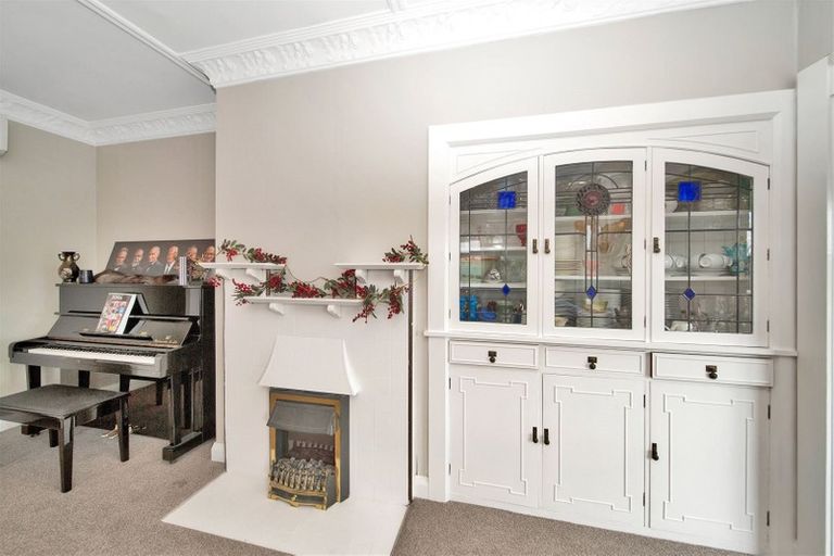 Photo of property in 45 Wilson Street, Hawera, 4610