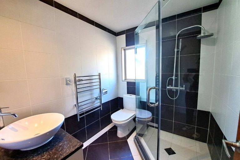 Photo of property in 91a Kyle Road, Greenhithe, Auckland, 0632