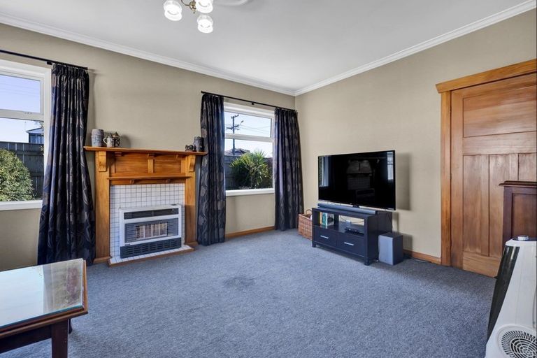 Photo of property in 24 Ngaio Street, Strandon, New Plymouth, 4312