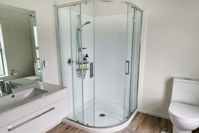 Photo of property in 8 Taiko Place, Kenepuru, Porirua, 5022