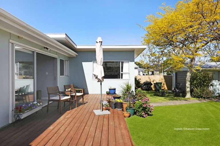 Photo of property in 41 Roretana Drive, Athenree, Katikati, 3177