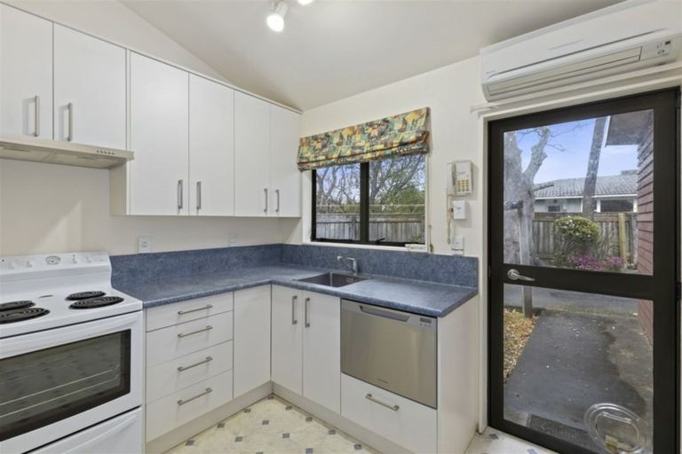 Photo of property in 19/758 High Street, Boulcott, Lower Hutt, 5011