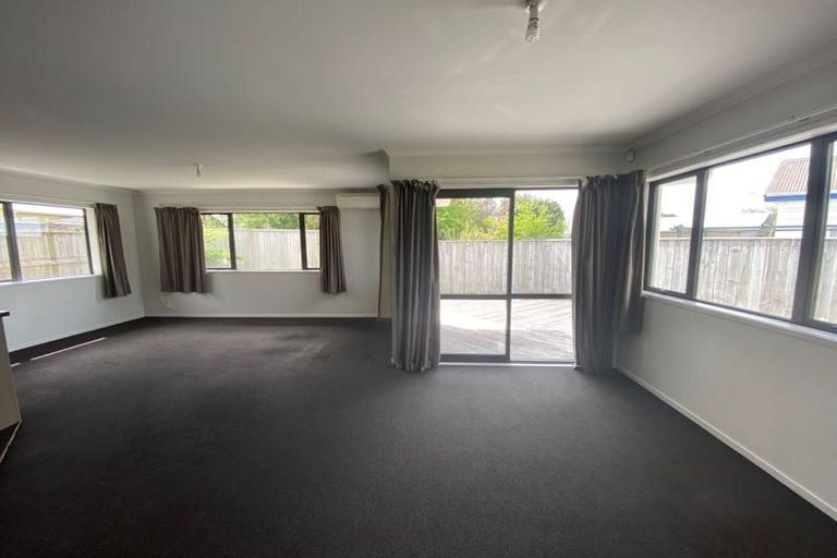 Photo of property in 20a Camden Street, Feilding, 4702