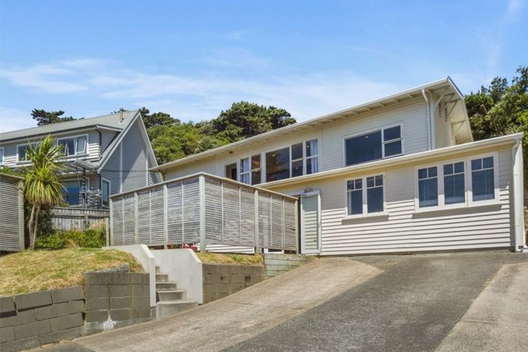 Photo of property in 20 Pinnacle Street, Seatoun, Wellington, 6022