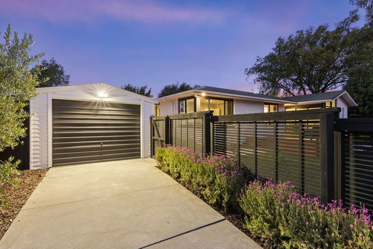 Photo of property in 17 Royleen Street, Casebrook, Christchurch, 8051