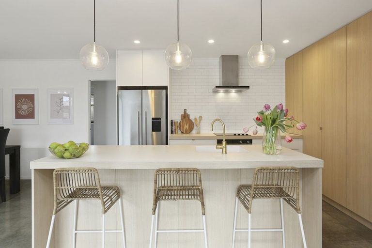 Photo of property in 28 Dreaver Drive, Waitara, 4320