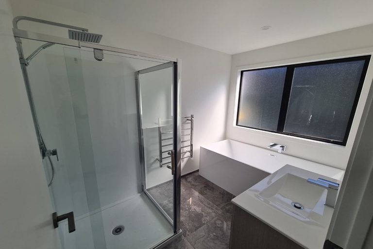 Photo of property in 18a Aubrey Street, New Plymouth, 4310