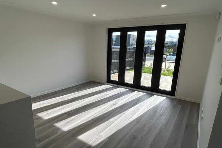 Photo of property in 6 Waikaha Street, Pokeno, 2472