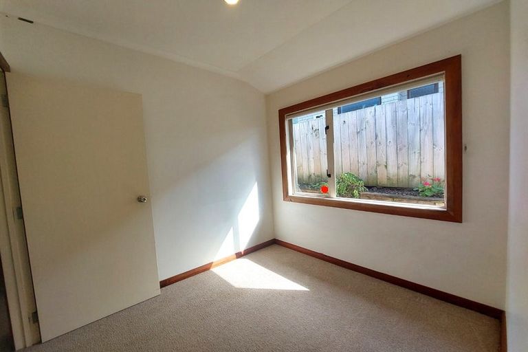 Photo of property in 39 Goods Road, Otumoetai, Tauranga, 3110