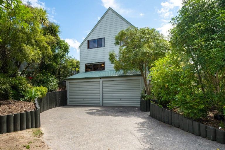 Photo of property in 33 Reeve Drive, Havelock North, 4130