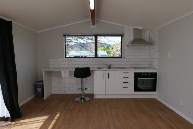 Photo of property in 7 Spackman Crescent, Paraparaumu, 5032