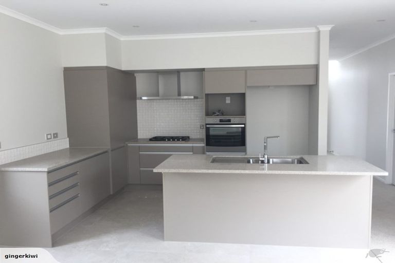 Photo of property in 1 Saltmarsh Road, Hobsonville, Auckland, 0616