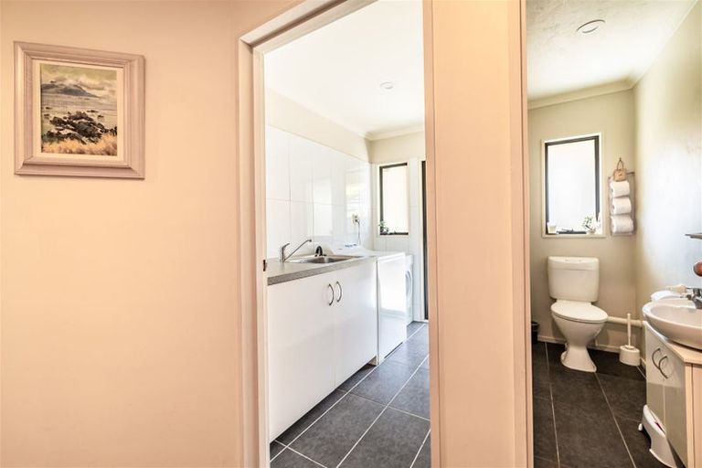 Photo of property in 7 Buscot Gate, Avonhead, Christchurch, 8042