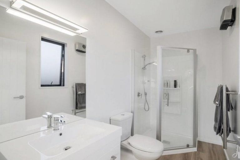 Photo of property in 39 Obelisk Street, Wanaka, 9305