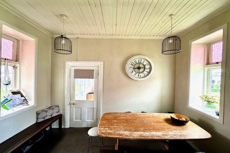 Photo of property in 10 Lewin Street, Balclutha, 9230