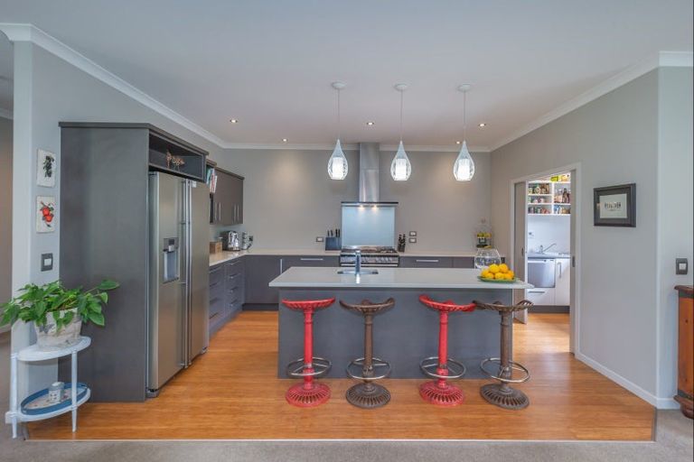 Photo of property in 36 Saint Laurent Way, Ohau, Levin, 5570