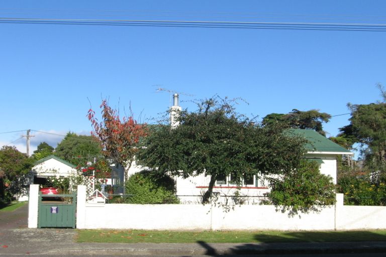 Photo of property in 4 Bell Street, Otaki, 5512