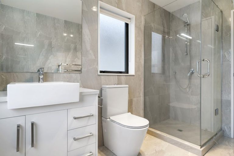 Photo of property in 25 Drumbuoy Drive, Flat Bush, Auckland, 2019