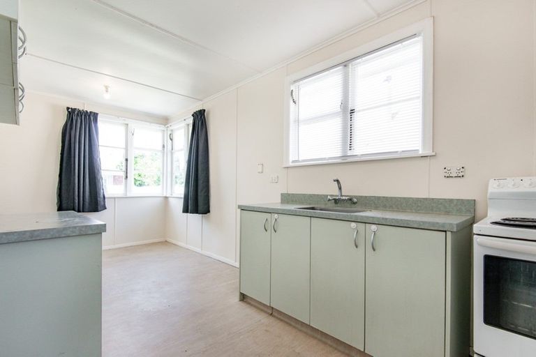 Photo of property in 921 Bledisloe Street, Raureka, Hastings, 4120