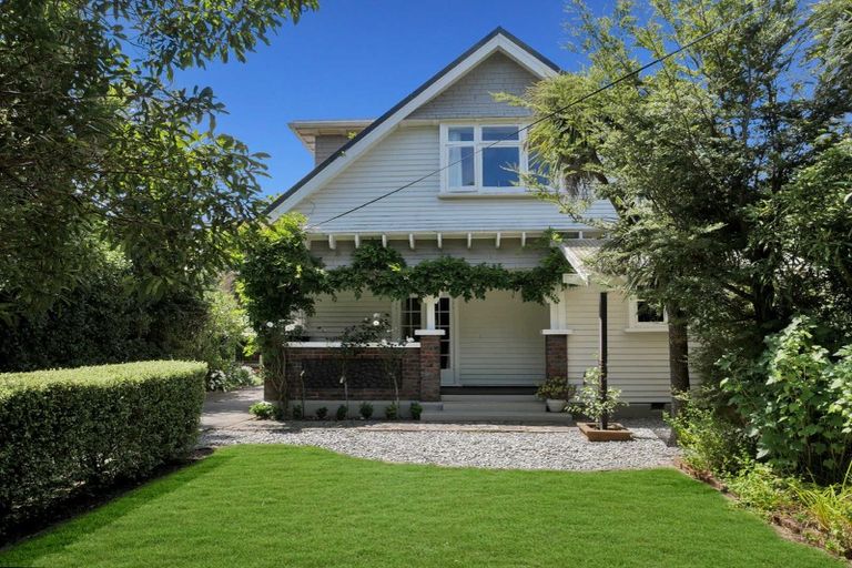 Photo of property in 58 Selwyn Street, Somerfield, Christchurch, 8024