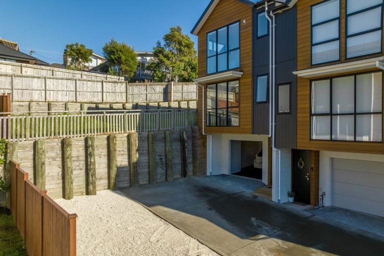 Photo of property in 34 Seafarer Crescent, Stanmore Bay, Whangaparaoa, 0932