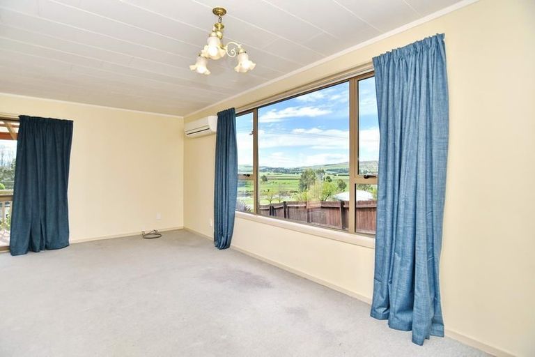 Photo of property in 9 Oxford Street, Waikari, 7420