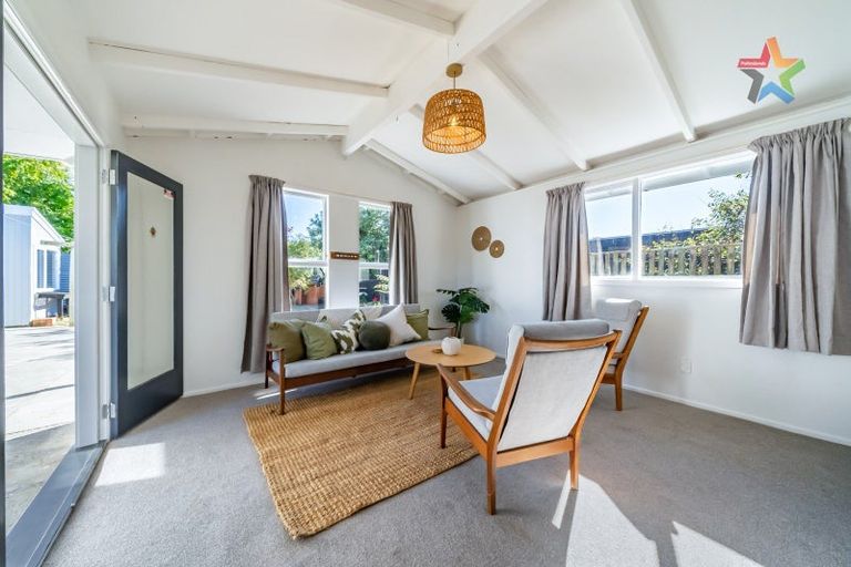 Photo of property in 51 Olive Terrace, Paraparaumu Beach, Paraparaumu, 5032