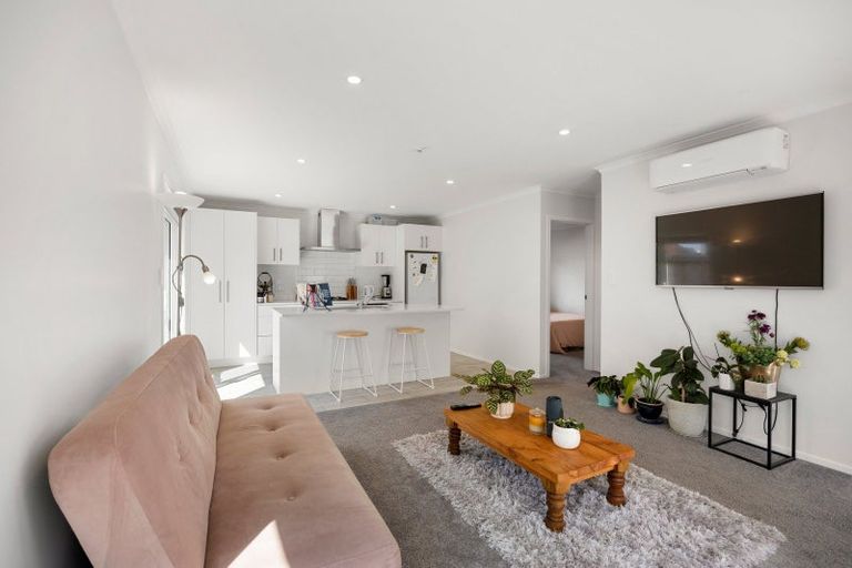 Photo of property in 2/3 Brocas Avenue, Hillcrest, Hamilton, 3216