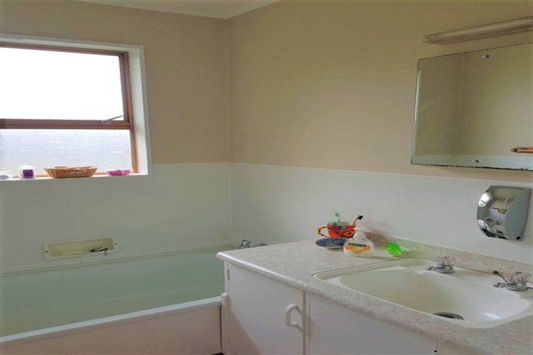 Photo of property in 25 Truro Road, Camborne, Porirua, 5026