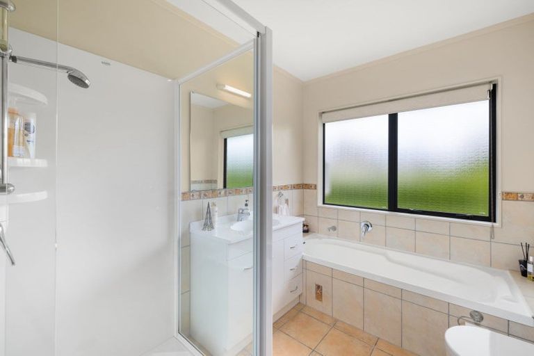 Photo of property in 20 Edkins Road, Kerikeri, 0230