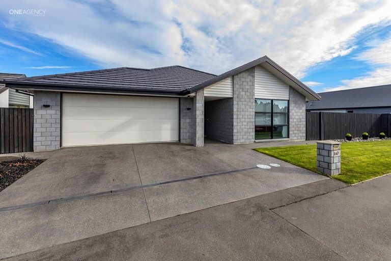 Photo of property in 147 Te Rito Street, Marshland, Christchurch, 8083