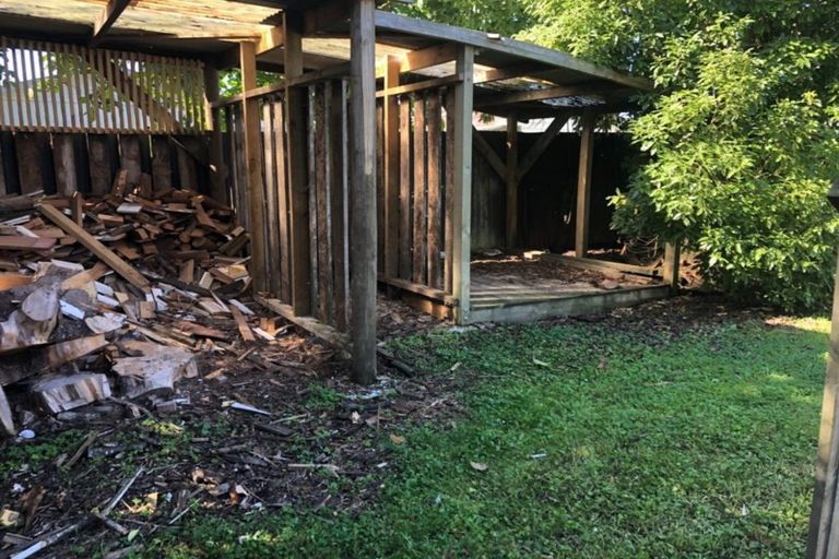 Photo of property in 14 Saxton Street, Levin, 5510