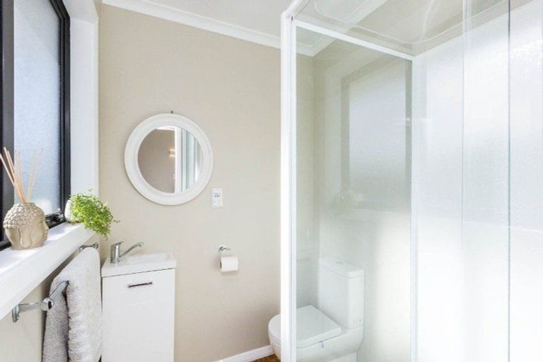 Photo of property in 63 Kashmir Avenue, Clouston Park, Upper Hutt, 5018