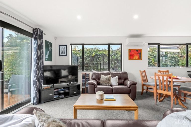Photo of property in 21 Jessie Donald Way, Avalon, Lower Hutt, 5011
