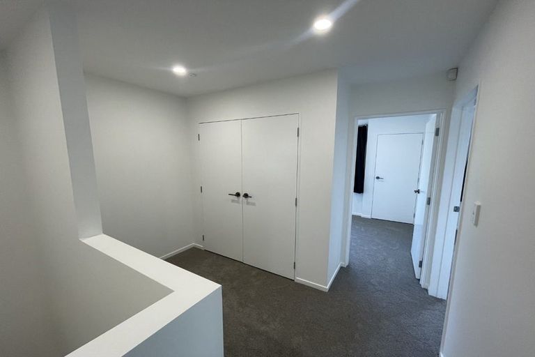 Photo of property in 2/61 East Street, Papakura, 2110