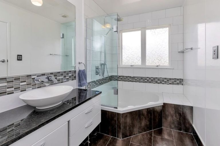 Photo of property in 18 Parkland Crescent, Te Kamo, Whangarei, 0112