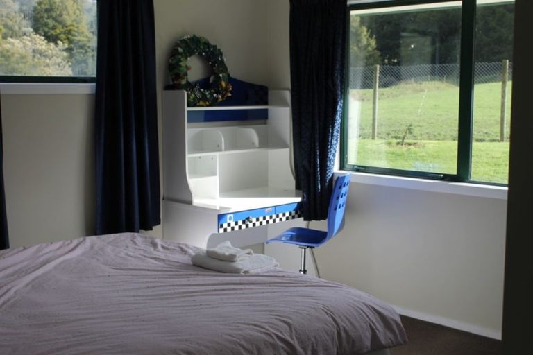 Photo of property in 40 Ariels Lane, Paparoa, Maungaturoto, 0583