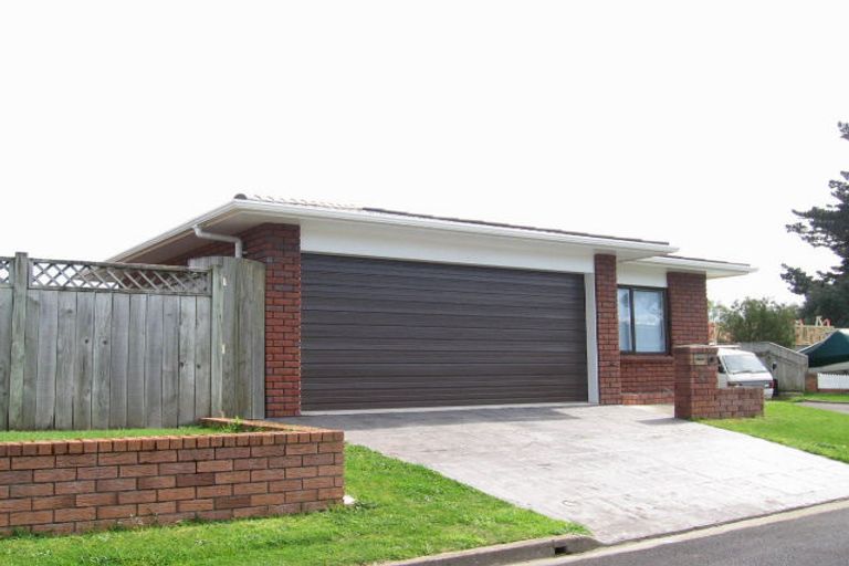 Photo of property in 1 Loader Place, Tawhero, Whanganui, 4501