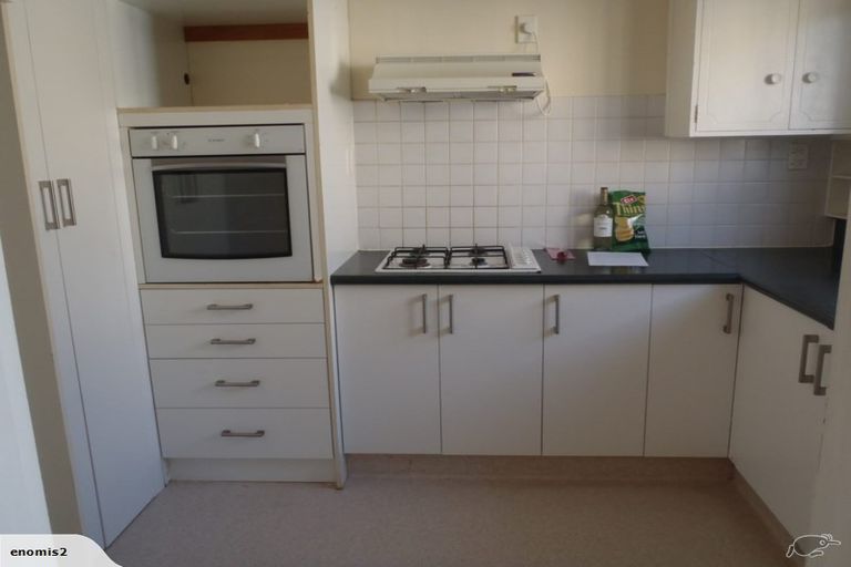 Photo of property in 1/76 Cambridge Terrace, Waterloo, Lower Hutt, 5011