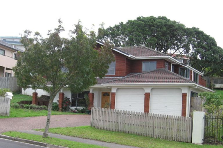 Photo of property in 26 Sturm Avenue, Massey, Auckland, 0614