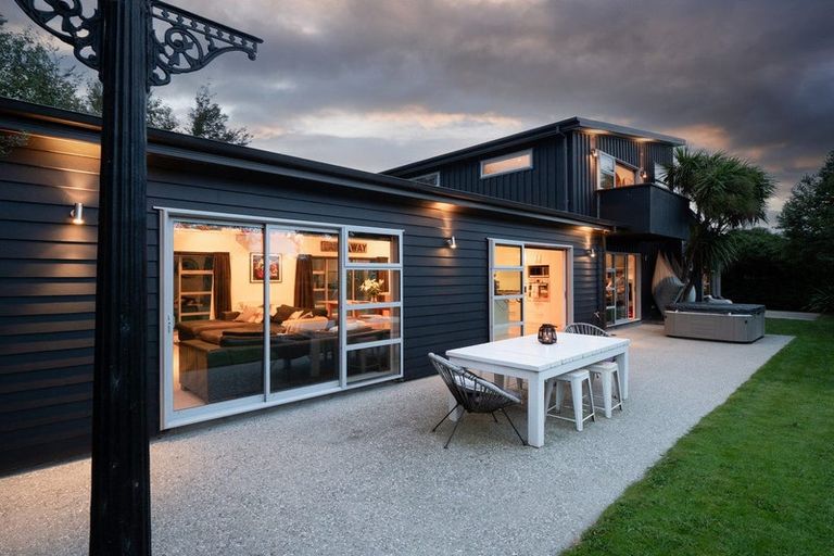 Photo of property in 6 Mcivor Lane, Lake Hayes, Queenstown, 9304