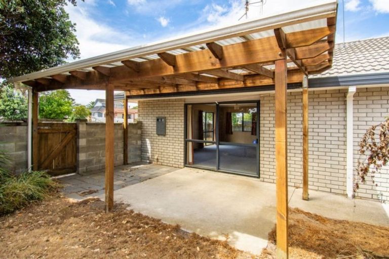 Photo of property in 1 Jasper Way, Papamoa Beach, Papamoa, 3118