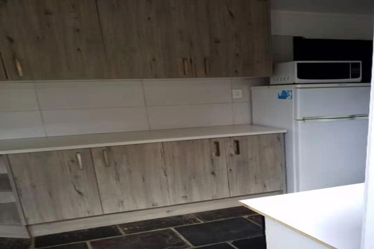 Photo of property in 208 Don Buck Road, Massey, Auckland, 0614