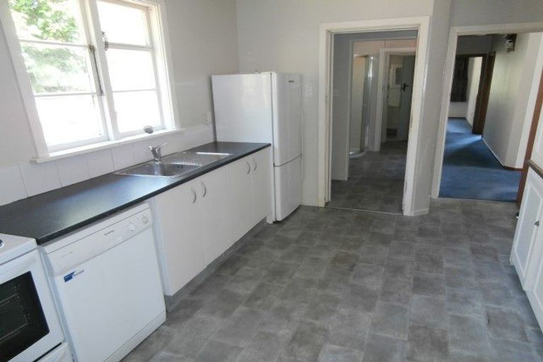 Photo of property in 42 Balgay Street, Upper Riccarton, Christchurch, 8041