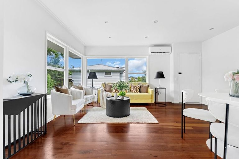 Photo of property in 2/180 Archers Road, Glenfield, Auckland, 0629