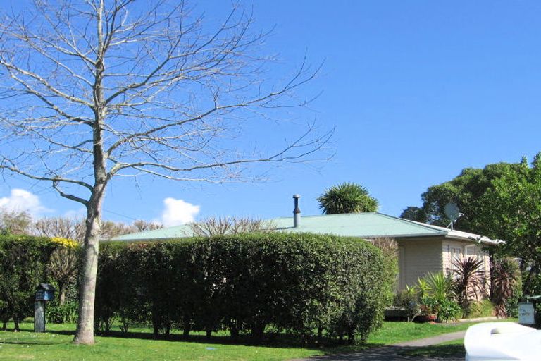 Photo of property in 1/68 Humber Crescent, Gate Pa, Tauranga, 3112