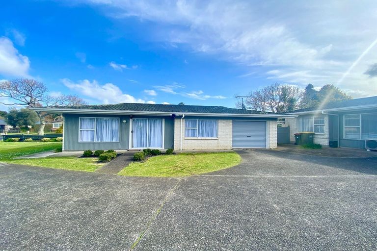Photo of property in 1/12 Crisp Avenue, Pukekohe, 2120