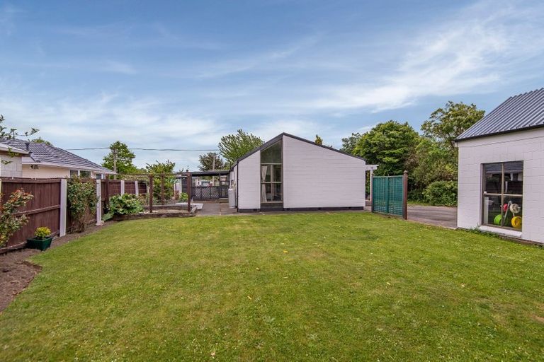 Photo of property in 94 Mooray Avenue, Bishopdale, Christchurch, 8053