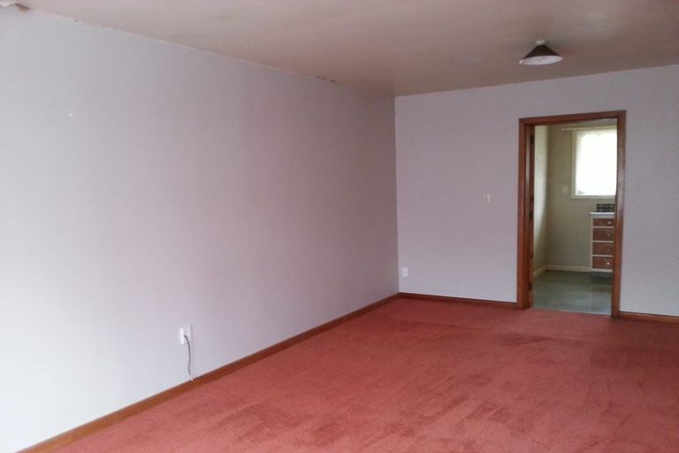Photo of property in 2/33 Champion Street, Edgeware, Christchurch, 8013