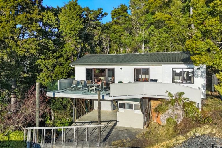 Photo of property in 43 Kings Road, Paihia, 0200